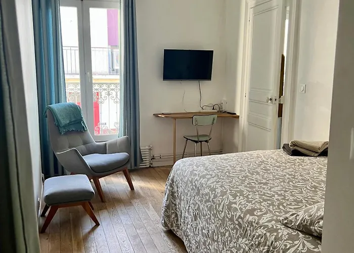 Studio Cosy Et Fonctionnel En Centre Ville, Clinique Et Tram A 5Mn, Situation Ideale !