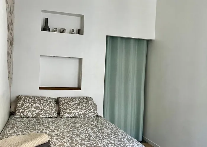 Studio Cosy Et Fonctionnel En Centre Ville, Clinique Et Tram A 5Mn, Situation Ideale !